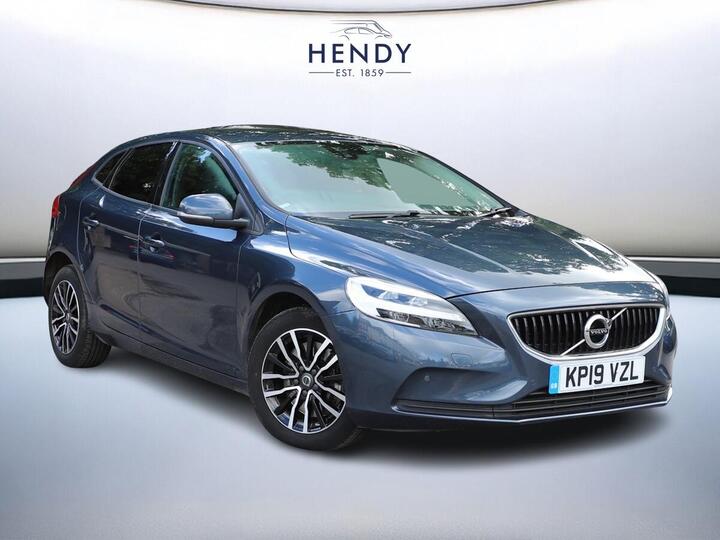 Volvo V40 1.5 T2 GPF Momentum Nav Plus Auto Euro 6 (s/s) 5dr
