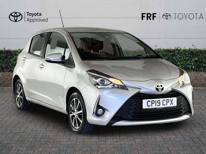 Toyota Yaris 1.5 VVT-i Icon Tech CVT Euro 6 5dr