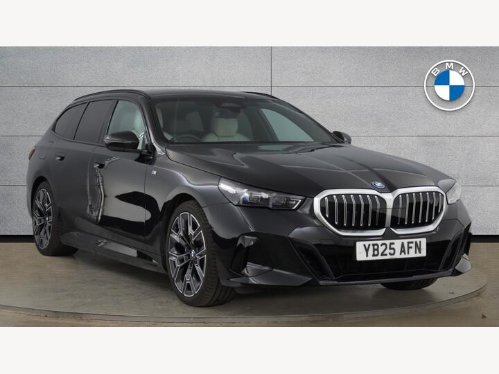 BMW 5 Series 2.0 530e 22.1kWh M Sport Touring Steptronic Euro 6 (s/s) 5dr