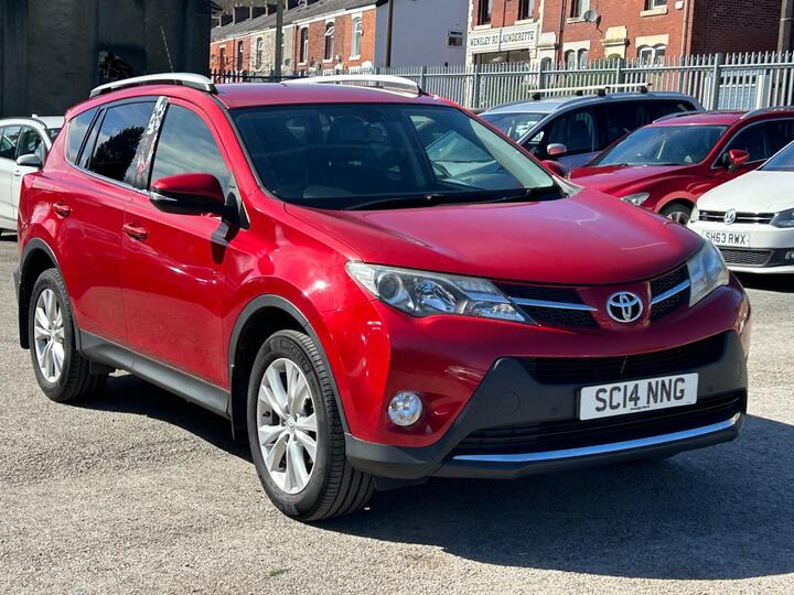 Toyota RAV4 2.2 D-CAT Invincible Auto 4WD Euro 5 5dr