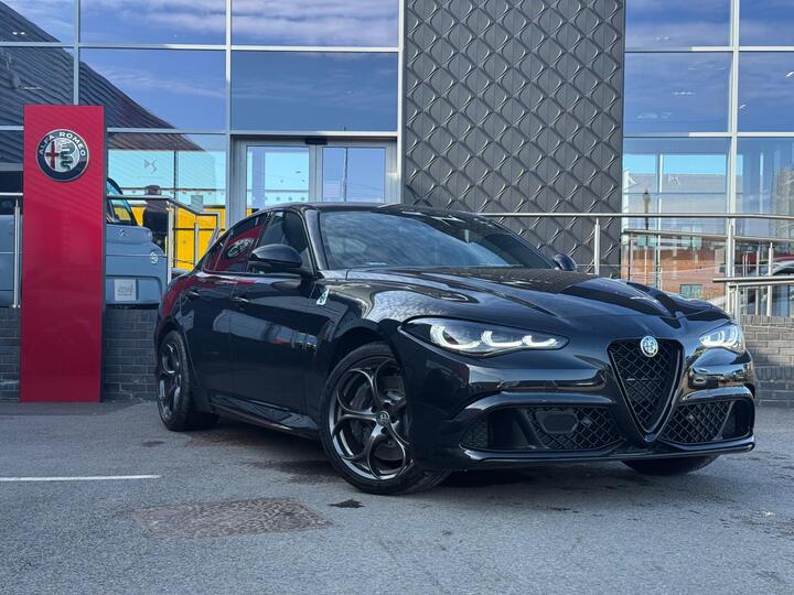 Alfa Romeo Giulia 2.9 V6 Bi-Turbo Quadrifoglio Auto Euro 6 (s/s) 4dr