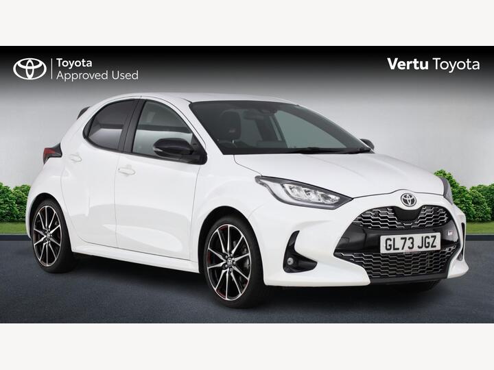 Toyota Yaris 1.5 VVT-h GR SPORT E-CVT Euro 6 (s/s) 5dr