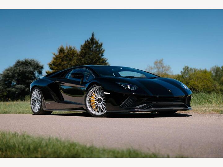 Lamborghini AVENTADOR 6.5 V12 LP 740-4 S ISR 4WD Euro 6 2dr Lamborghini AVENTADOR 6.5 V12 LP 740-4 S ISR 4WD Euro 6 2dr