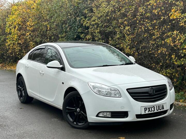 Vauxhall Insignia 2.0 CDTi EcoFLEX Exclusiv Euro 5 (s/s) 5dr