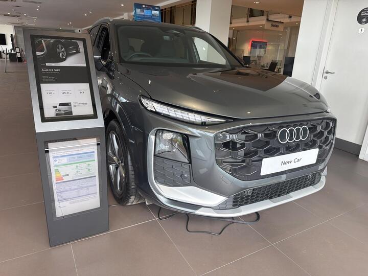 Audi Q3 1.5 TFSI S Line Sportback S Tronic Euro 6 (s/s) 5dr