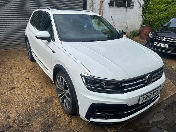 Volkswagen Tiguan 2.0 TDI R-Line DSG 4Motion Euro 6 (s/s) 5dr