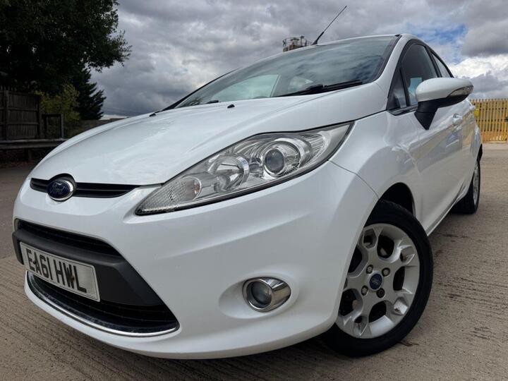 Ford FIESTA 1.4 Zetec 5dr