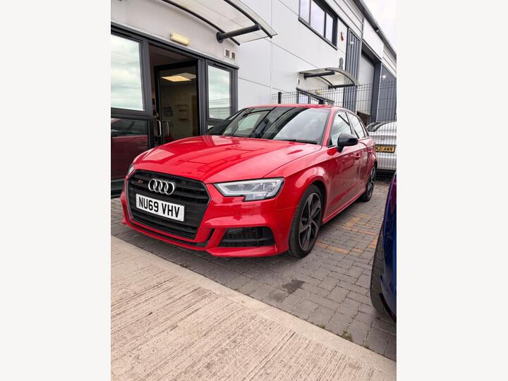 Audi S3 2.0 TFSI Black Edition Sportback S Tronic Quattro Euro 6 (s/s) 5dr