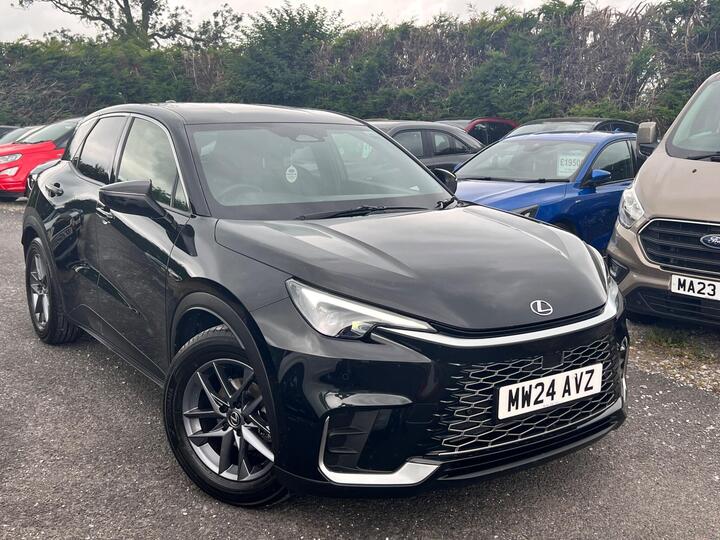 Lexus LBX 1.5 VVT-iE Premium E-CVT Euro 6 (s/s) 5dr