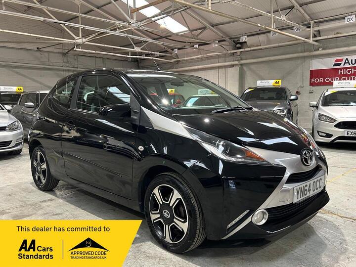 Toyota AYGO 1.0 VVT-i X-clusiv Euro 5 3dr Euro 5 Toyota AYGO 1.0 VVT-i X-clusiv Euro 5 3dr Euro 5