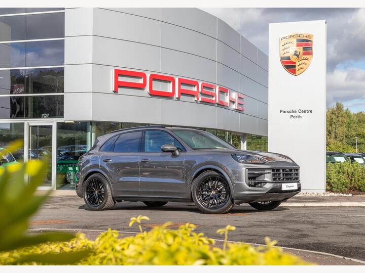 Porsche Cayenne 3.0 V6 E-Hybrid 25.9kWh TiptronicS 4WD Euro 6 (s/s) 5dr