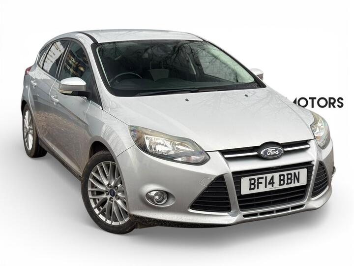 Ford Focus 1.0T EcoBoost Zetec Euro 5 (s/s) 5dr
