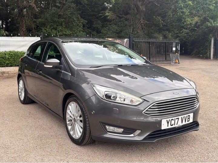 Ford Focus 1.0T EcoBoost Titanium X Euro 6 (s/s) 5dr