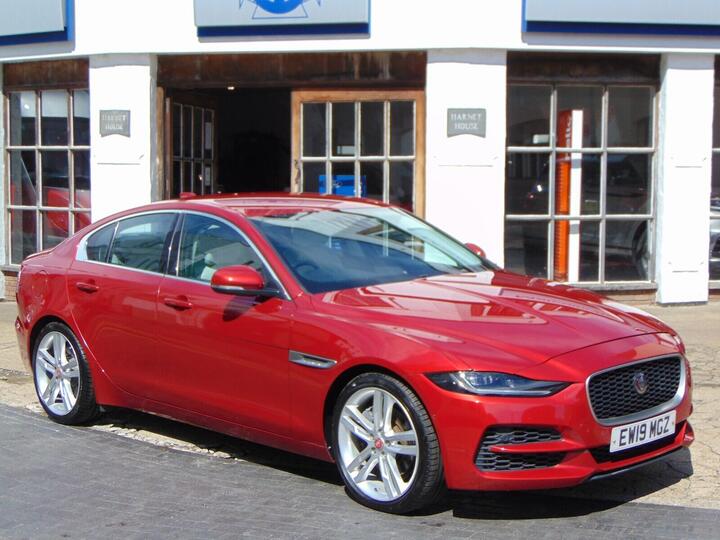 Jaguar XE 2.0 P250i HSE Auto Euro 6 (s/s) 4dr