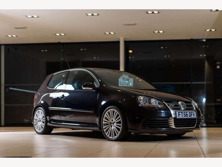 Volkswagen Golf 3.2 Golf R32 4WD 3dr