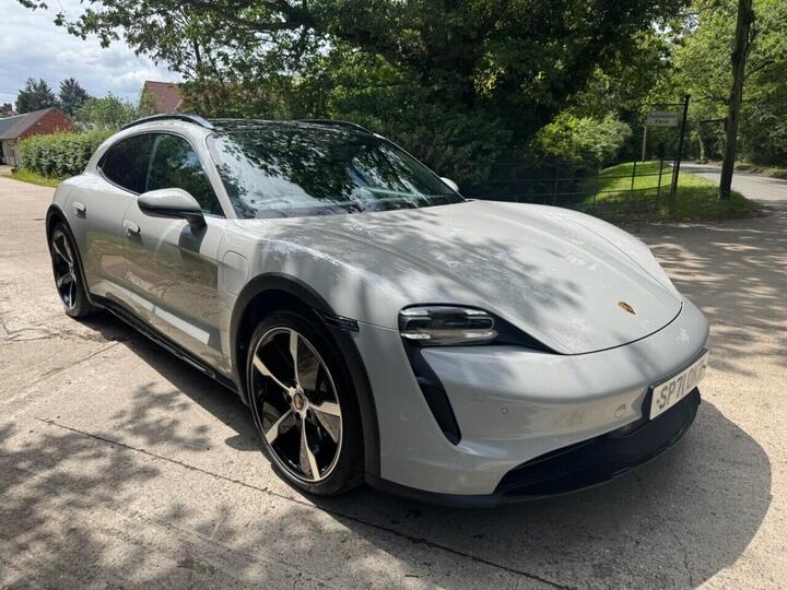 Porsche TAYCAN Performance Plus 93.4kWh 4S Cross Turismo Auto 4WD 5dr (11kW Charger) Porsche TAYCAN Performance Plus 93.4kWh 4S Cross Turismo Auto 4WD 5dr (11kW Charger)