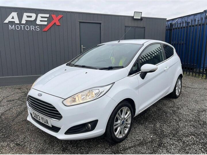Ford Fiesta 1.0T EcoBoost Zetec Euro 5 (s/s) 3dr