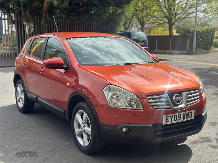 Nissan Qashqai 2.0 Acenta CVT 5dr
