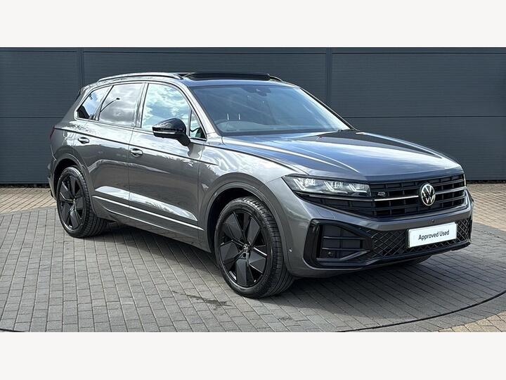Volkswagen Touareg 3.0 TDI V6 Black Edition Tiptronic 4Motion Euro 6 (s/s) 5dr