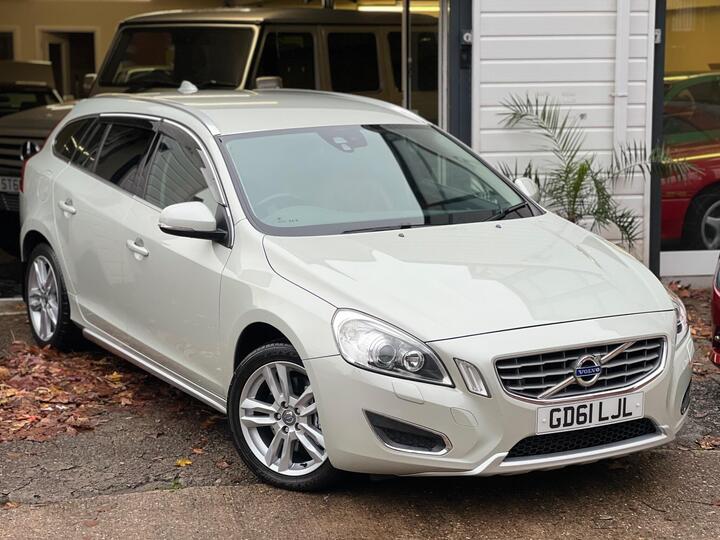Volvo V60 3.0 T6 SE Lux Estate 5dr Petrol Geartronic AWD Euro 5 (304 Ps)