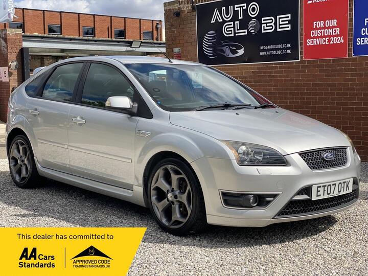 Ford Focus 2.5 SIV ST-3 5dr