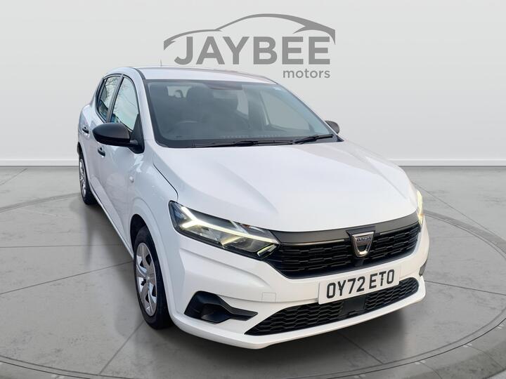 Dacia Sandero 1.0 TCe Essential Euro 6 (s/s) 5dr Dacia Sandero 1.0 TCe Essential Euro 6 (s/s) 5dr