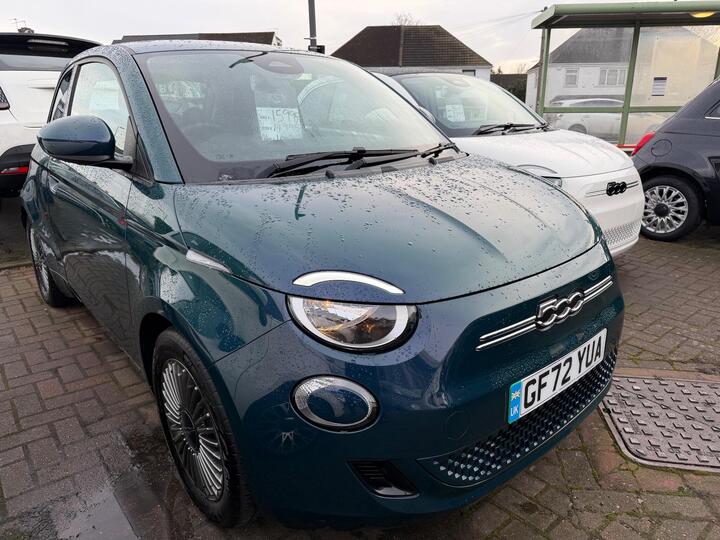 Fiat 500e 42kWh Icon Auto 3dr