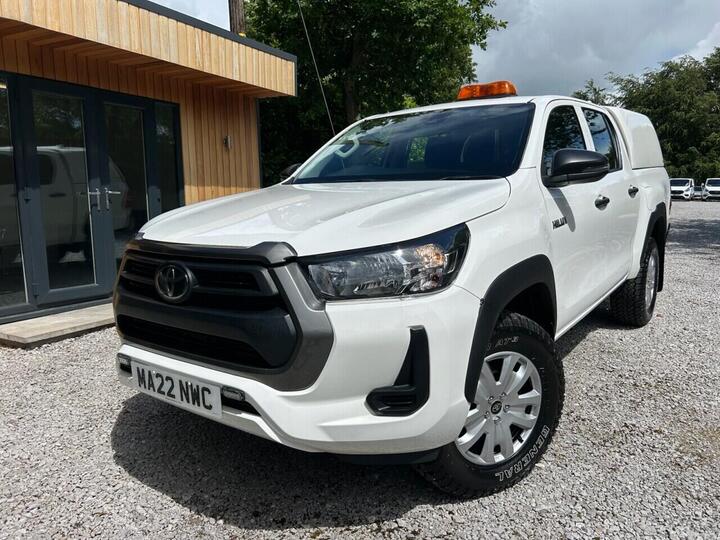 Toyota HI-LUX 2.4 D-4D Active Extra Cab Pickup 4WD Euro 6 (s/s) 4dr