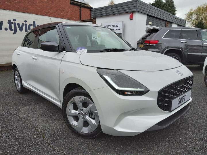 Suzuki Swift 1.2 MHEV Motion CVT Euro 6 (s/s) 5dr