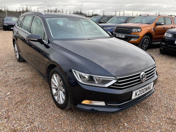 Volkswagen Passat 1.6 TDI BlueMotion Tech SE Euro 6 (s/s) 5dr Volkswagen Passat 1.6 TDI BlueMotion Tech SE Euro 6 (s/s) 5dr