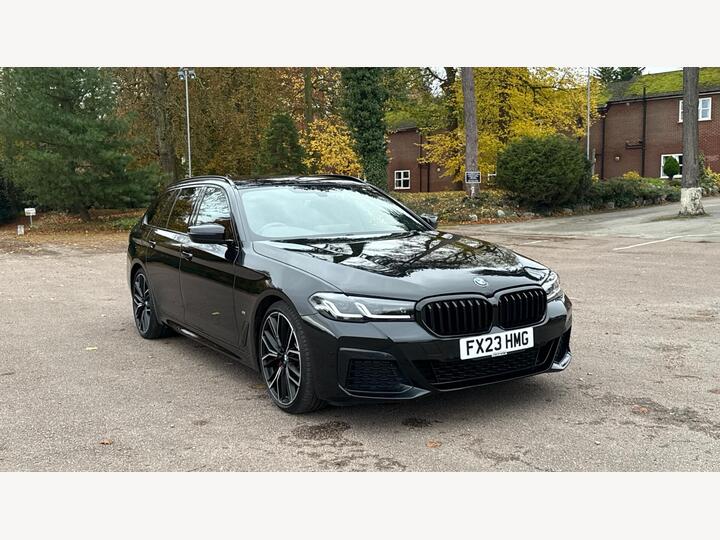 BMW 5 Series 2.0 520d MHT M Sport Touring Steptronic Euro 6 (s/s) 5dr BMW 5 Series 2.0 520d MHT M Sport Touring Steptronic Euro 6 (s/s) 5dr