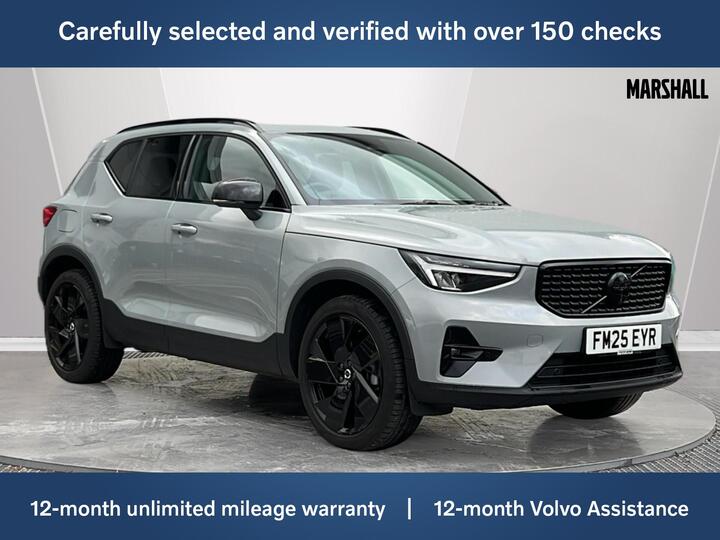 Volvo XC40 2.0 B3 MHEV Plus Black Edition DCT Auto Euro 6 (s/s) 5dr