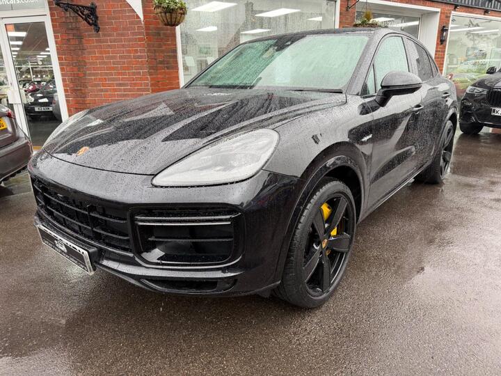 Porsche Cayenne 4.0 V8 E-Hybrid 17.9kWh Turbo S TiptronicS 4WD Euro 6 (s/s) 5dr