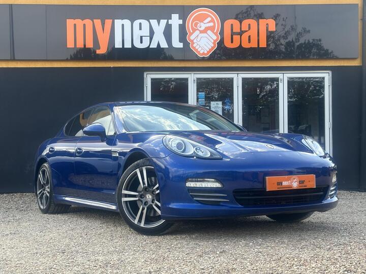 Porsche PANAMERA 3.6 V6 4 PDK 4WD Euro 5 (s/s) 5dr Porsche PANAMERA 3.6 V6 4 PDK 4WD Euro 5 (s/s) 5dr