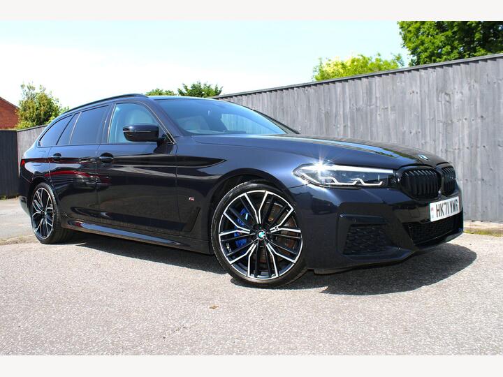 BMW 5 Series 3.0 530d MHT M Sport Touring Steptronic XDrive Euro 6 (s/s) 5dr BMW 5 Series 3.0 530d MHT M Sport Touring Steptronic XDrive Euro 6 (s/s) 5dr