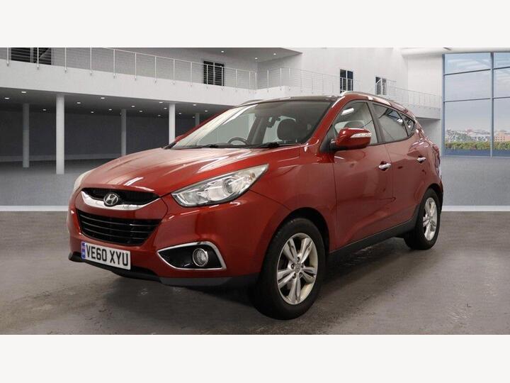 Hyundai Ix35 1.7 CRDi Premium Euro 5 (s/s) 5dr Hyundai Ix35 1.7 CRDi Premium Euro 5 (s/s) 5dr