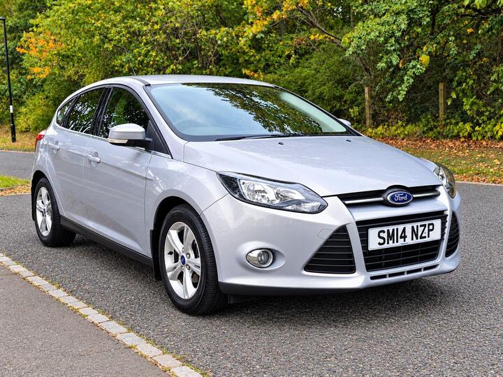 Ford Focus 1.6 Zetec Powershift Euro 5 5dr