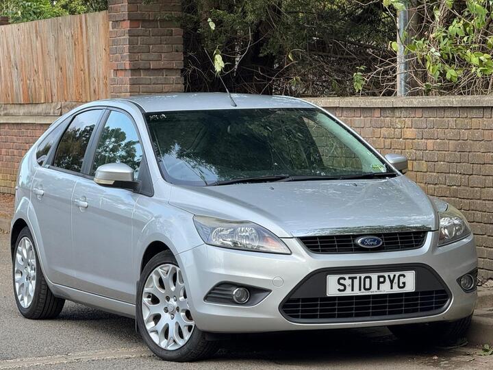 Ford Focus 1.6 Zetec 5dr