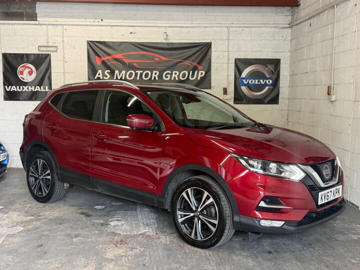 Nissan Qashqai 1.6 DCi N-Connecta Euro 6 (s/s) 5dr