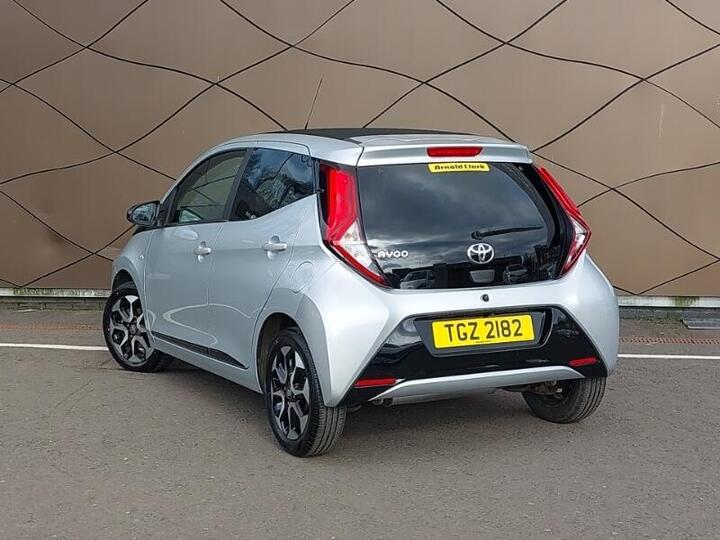 Toyota AYGO 1.0 VVT-i X-trend Euro 6 5dr (Safety Sense)