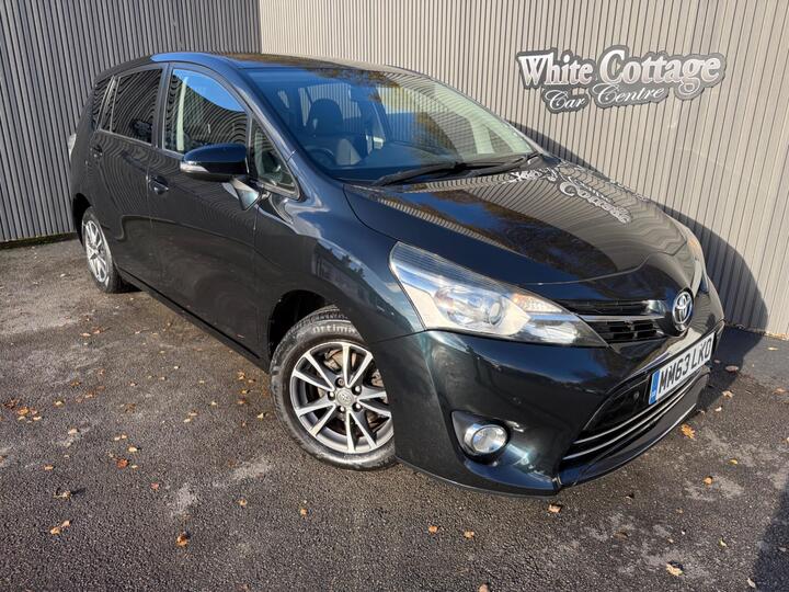 Toyota Verso 1.6 V-Matic Icon Euro 5 5dr Euro 5 Toyota Verso 1.6 V-Matic Icon Euro 5 5dr Euro 5