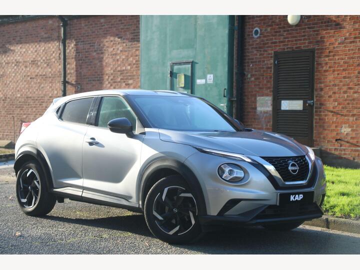 Nissan Juke 1.0 DIG-T N-Connecta Euro 6 (s/s) 5dr