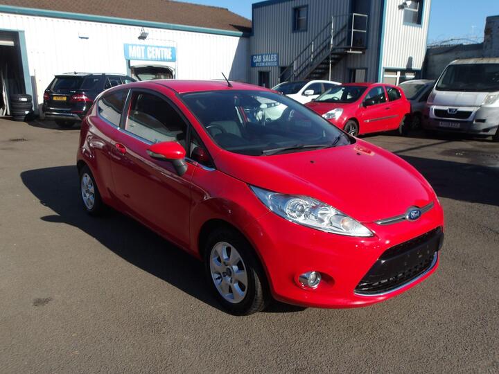 Ford Fiesta 1.6 TDCi ECOnetic DPF Titanium 3dr