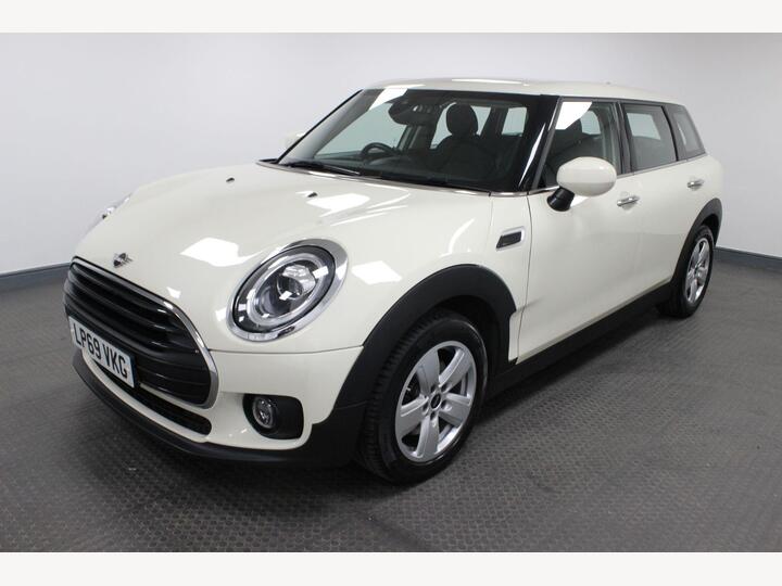 MINI Clubman 1.5 Cooper Classic Steptronic Euro 6 (s/s) 6dr MINI Clubman 1.5 Cooper Classic Steptronic Euro 6 (s/s) 6dr