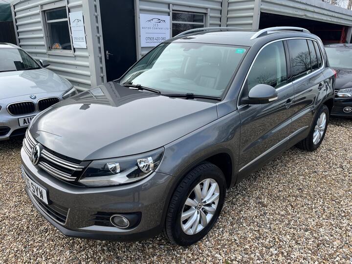 Volkswagen Tiguan 2.0 TDI BlueMotion Tech Match DSG 4WD Euro 5 (s/s) 5dr
