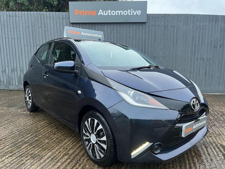 Toyota AYGO 1.0 VVT-i X-play Euro 6 5dr