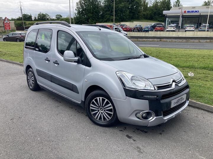 Citroen Berlingo 1.6 E-HDi Airdream XTR Multispace MPV EGS6 Euro 5 (s/s) 5dr Citroen Berlingo 1.6 E-HDi Airdream XTR Multispace MPV EGS6 Euro 5 (s/s) 5dr