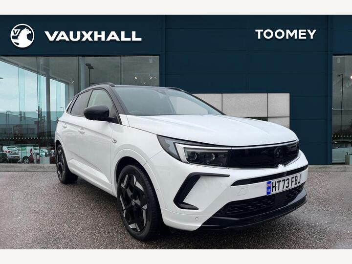 Vauxhall Grandland Hybrid 1.6 14.2kWh GSe Auto AWD Euro 6 (s/s) 5dr