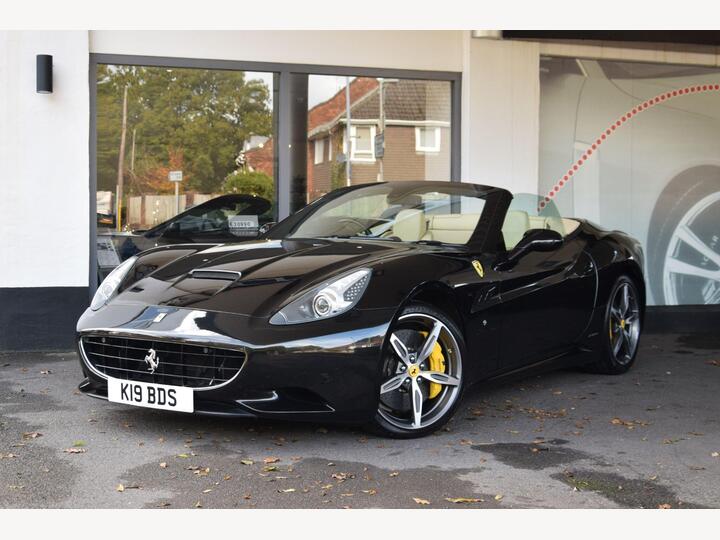Ferrari California 4.3 V8 30 F1 DCT Euro 5 2dr Ferrari California 4.3 V8 30 F1 DCT Euro 5 2dr