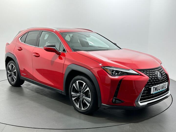 Lexus UX 2.0 250h Takumi E-CVT Euro 6 (s/s) 5dr